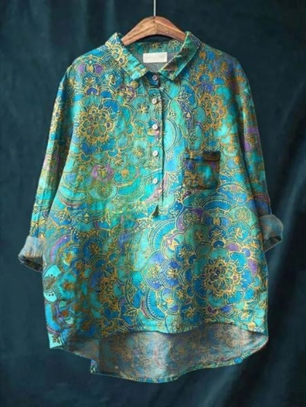 Elegant blouse with floral print